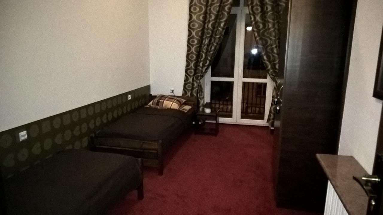 Hostel Maxim Βαρσοβία Εξωτερικό φωτογραφία