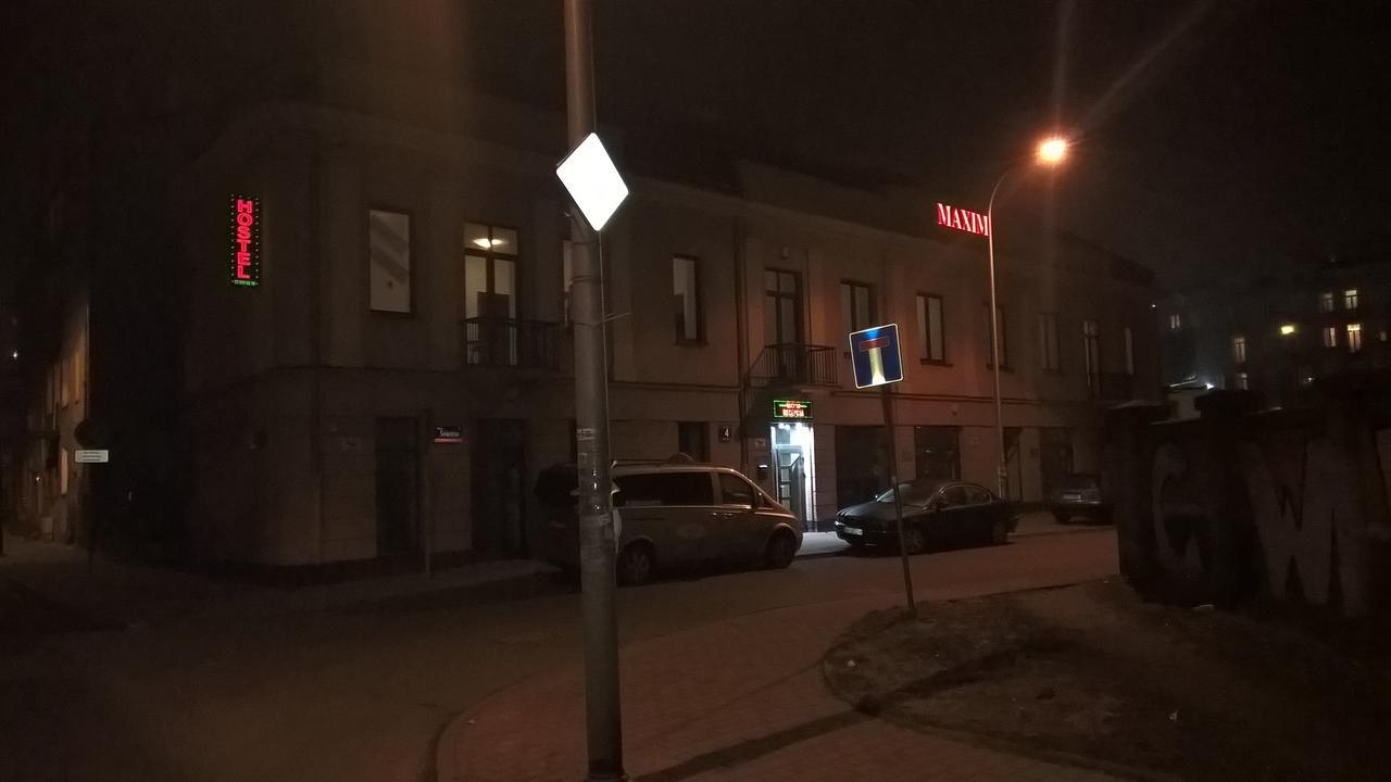 Hostel Maxim Βαρσοβία Εξωτερικό φωτογραφία