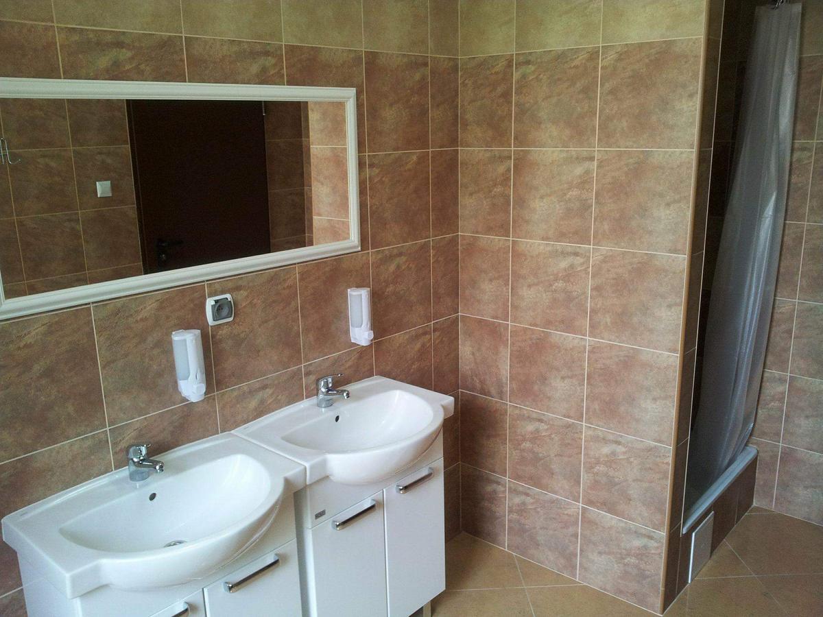 Hostel Maxim Βαρσοβία Εξωτερικό φωτογραφία